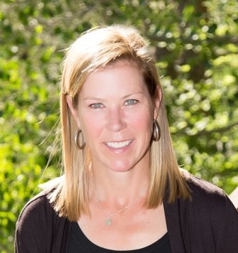 Hannah Sullivan web headshot