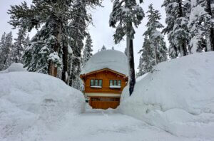 Snow on roof of Truckee home